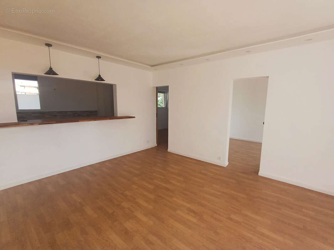 Appartement à LA VALETTE-DU-VAR