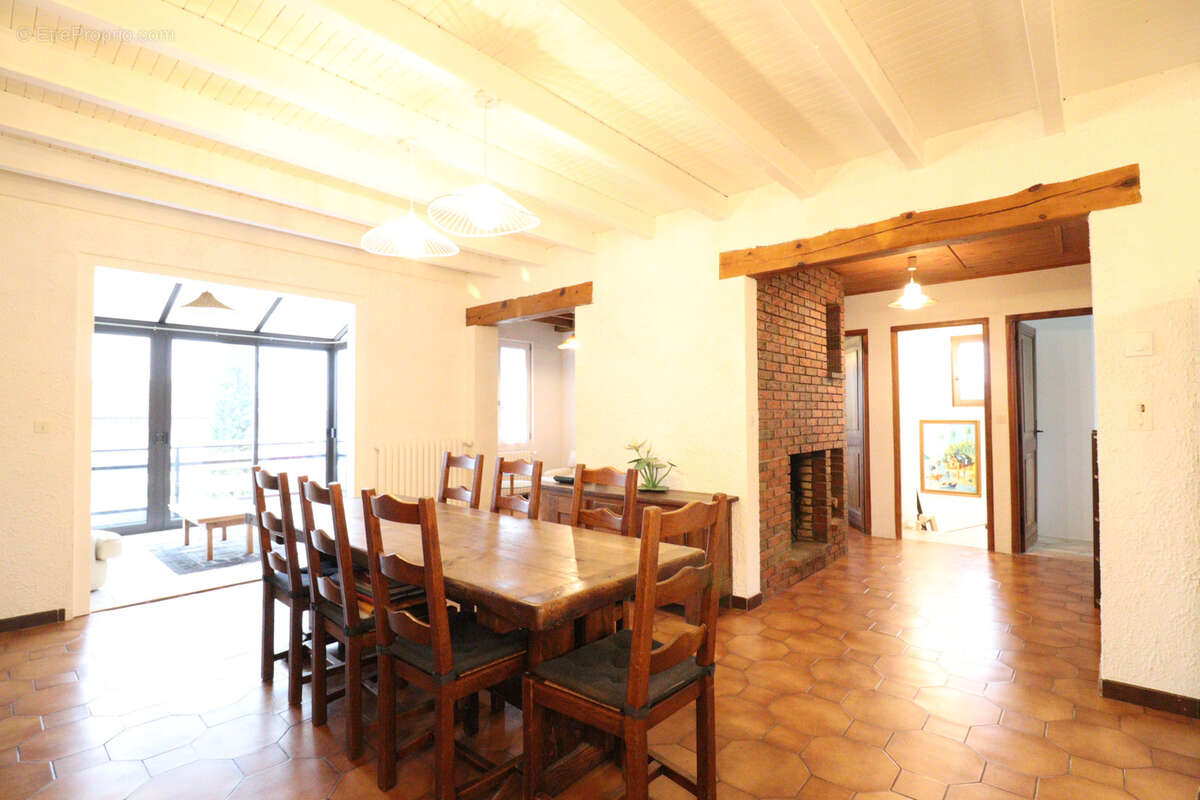 Maison à LE MONTEIL