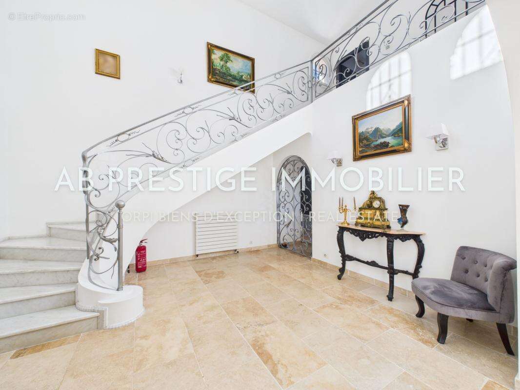 Maison à PEYMEINADE