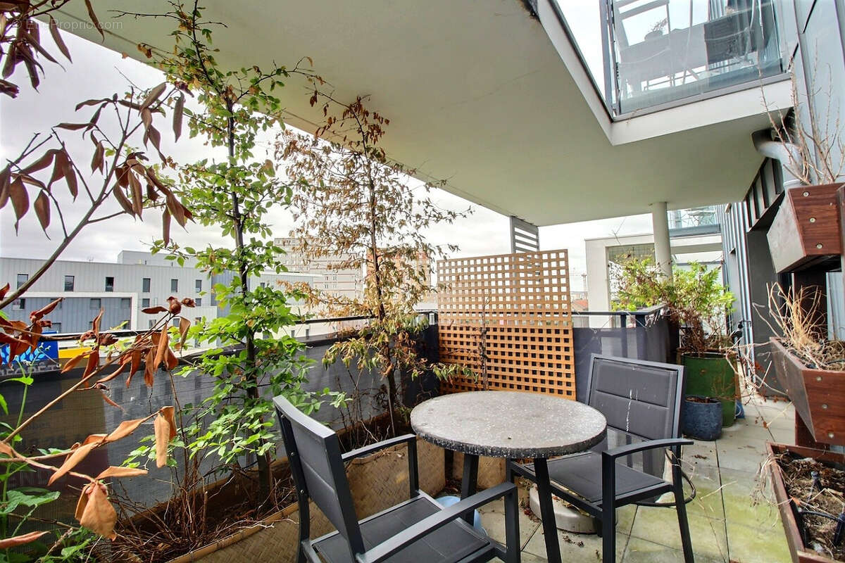 Appartement à COLOMBES