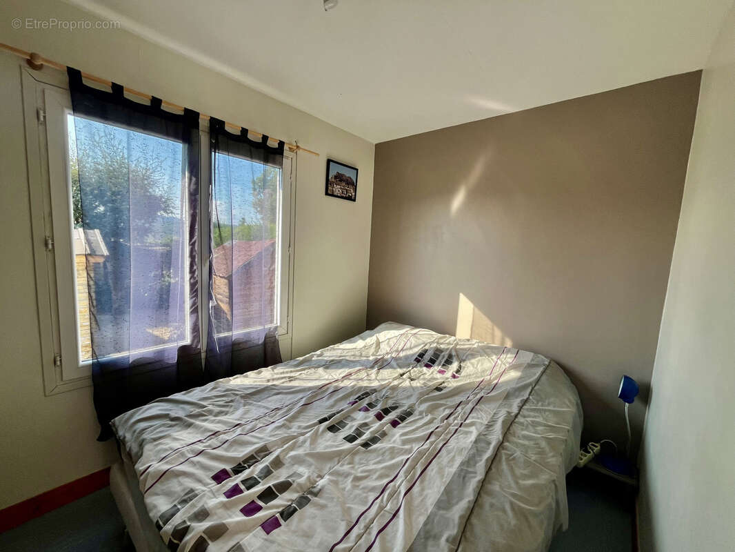 Maison à ROQUEBRUNE-SUR-ARGENS