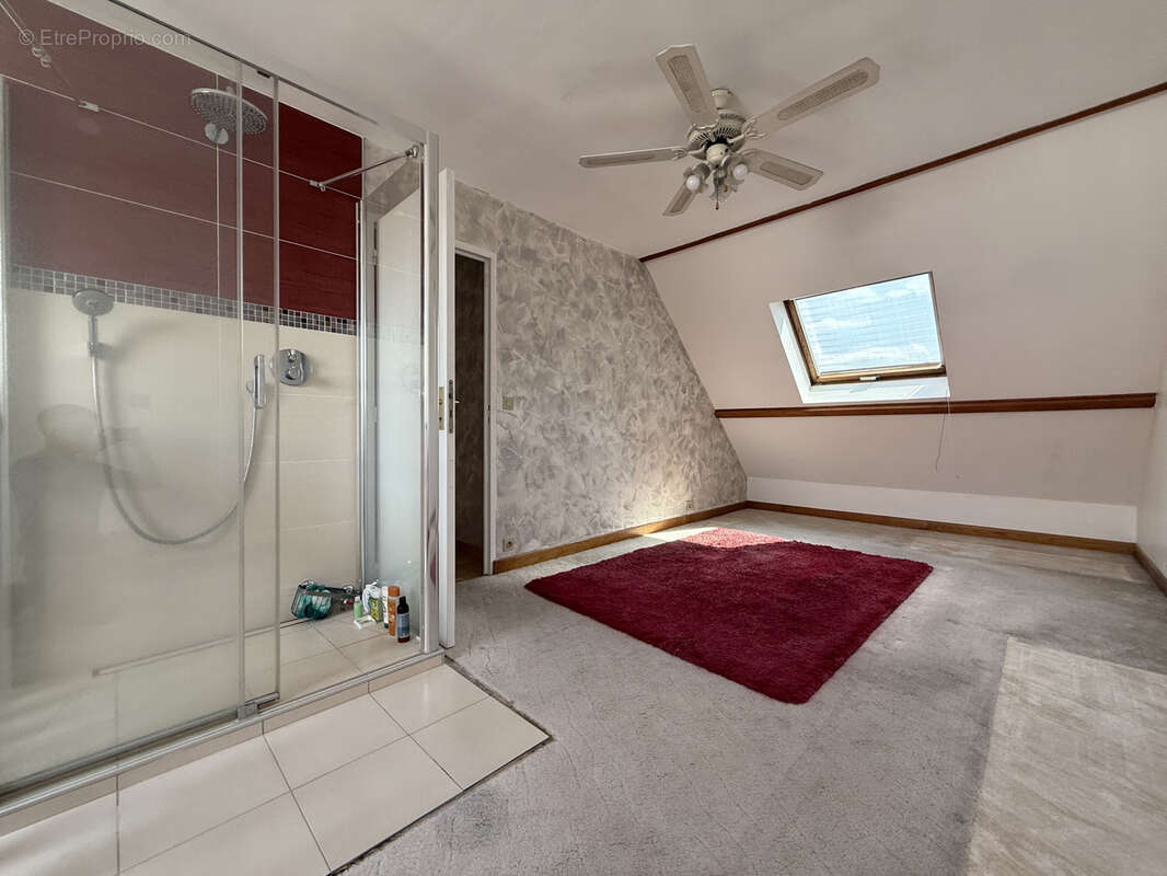 Maison à LE BLANC-MESNIL