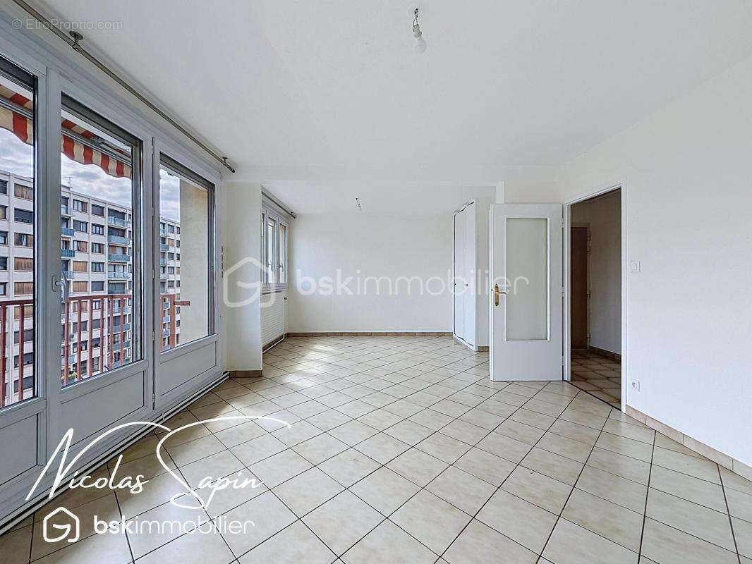 Appartement à ECHIROLLES
