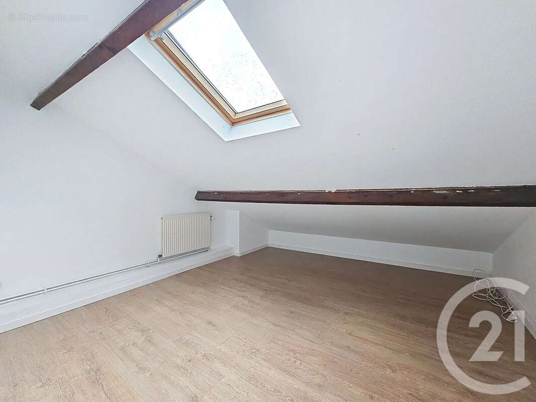 Appartement 79 m² à Provins  - photo 9