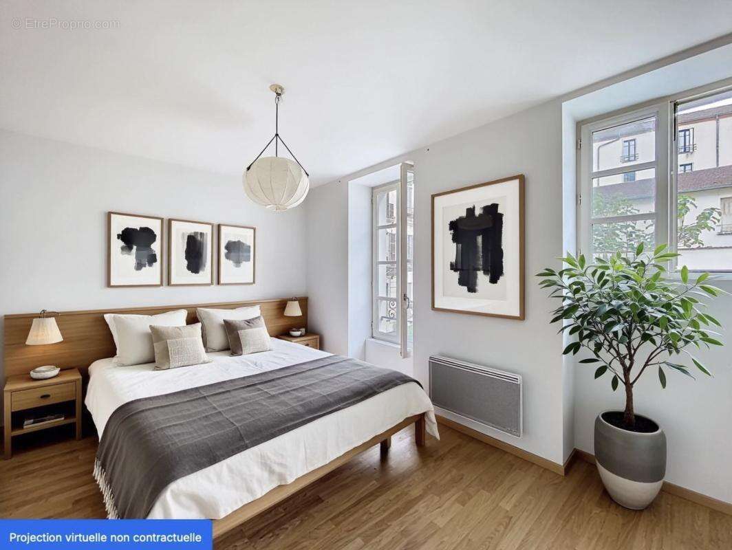 Appartement à VICHY