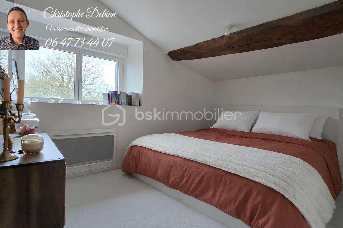 Maison à SAINT-GEORGES-DE-MONTAIGU