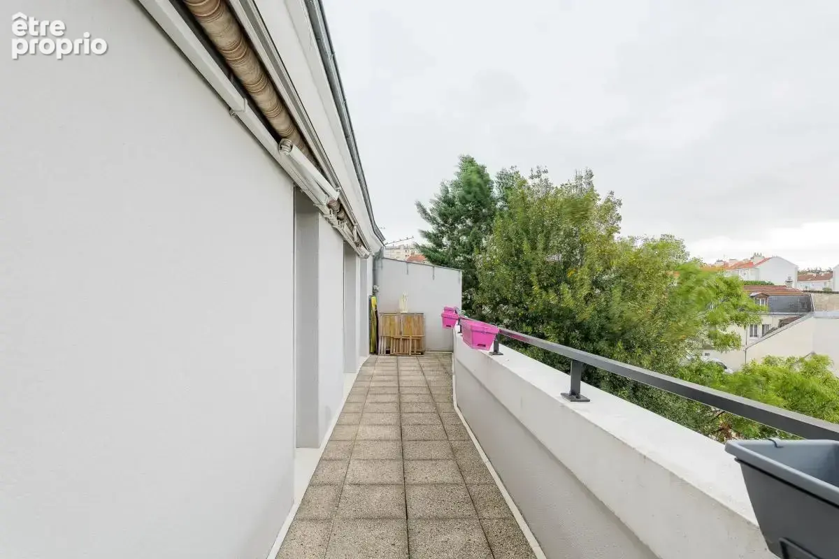 Appartement de 6 pièces de 103 m² à Livry-Gargan - photo 3