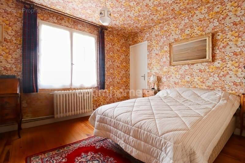 Maison à MAGNAC-LAVAL