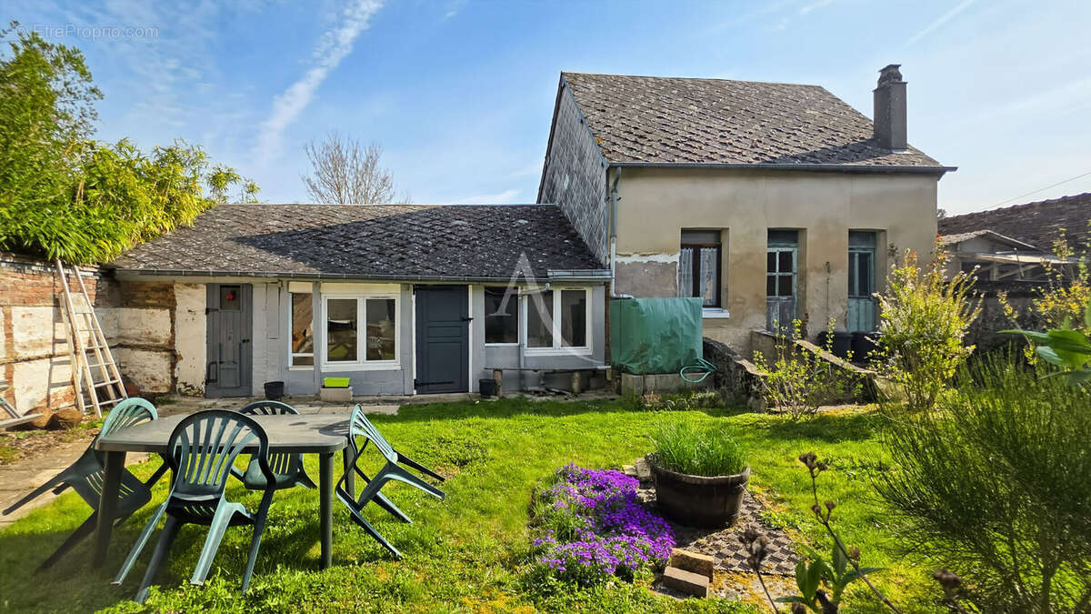 Maison à BEZU-SAINT-ELOI