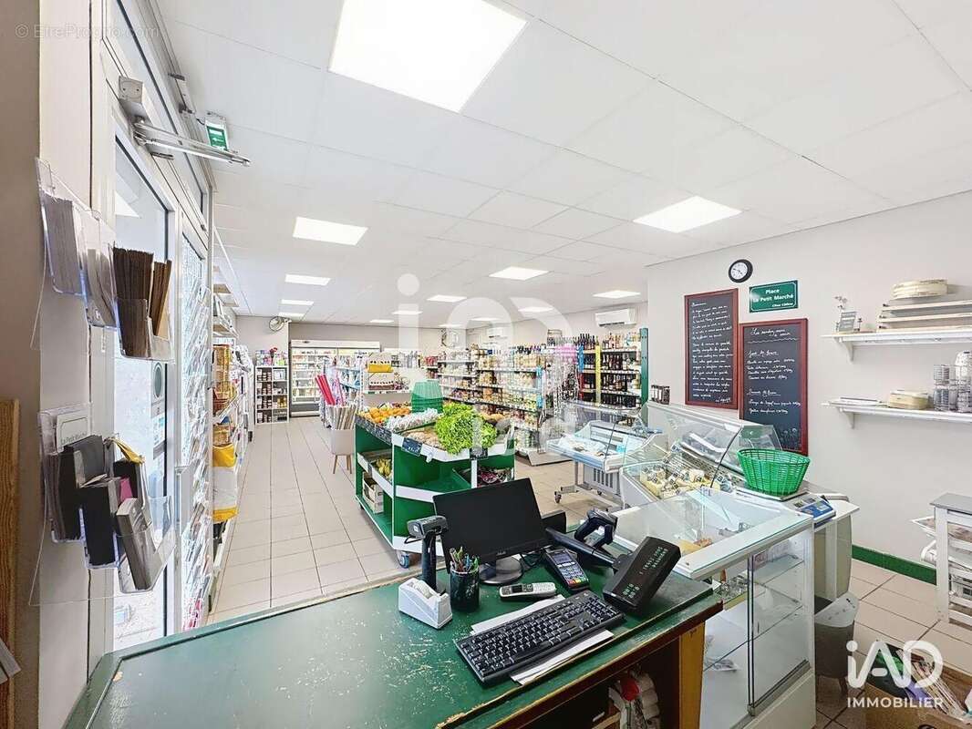 Photo 2 - Commerce à NOUANS-LES-FONTAINES