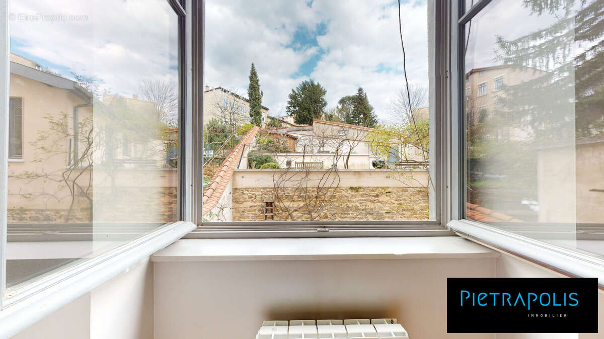 Appartement à LYON-4E