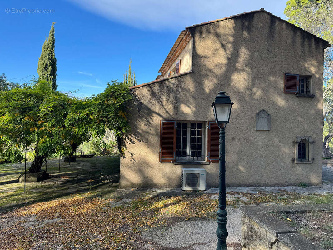 Maison carpentras  200 m2 avec piscine sur terrain de 22 444 m² - photo 15