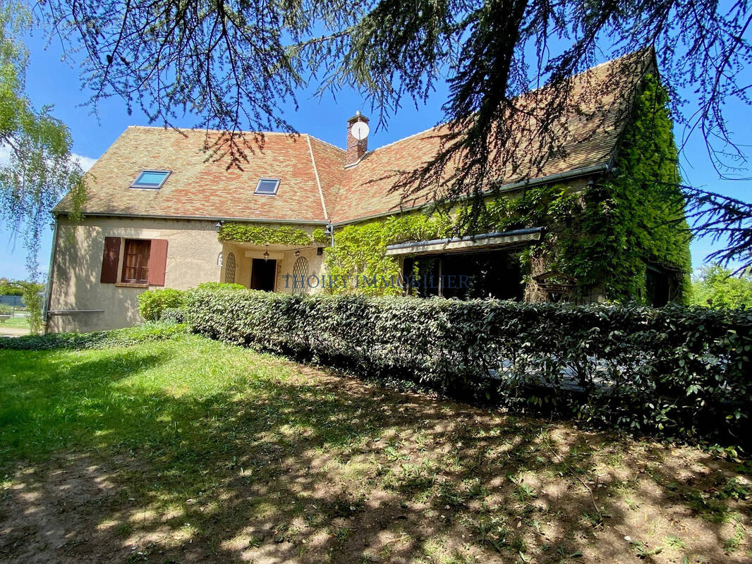 Maison à ARNOUVILLE-LES-MANTES