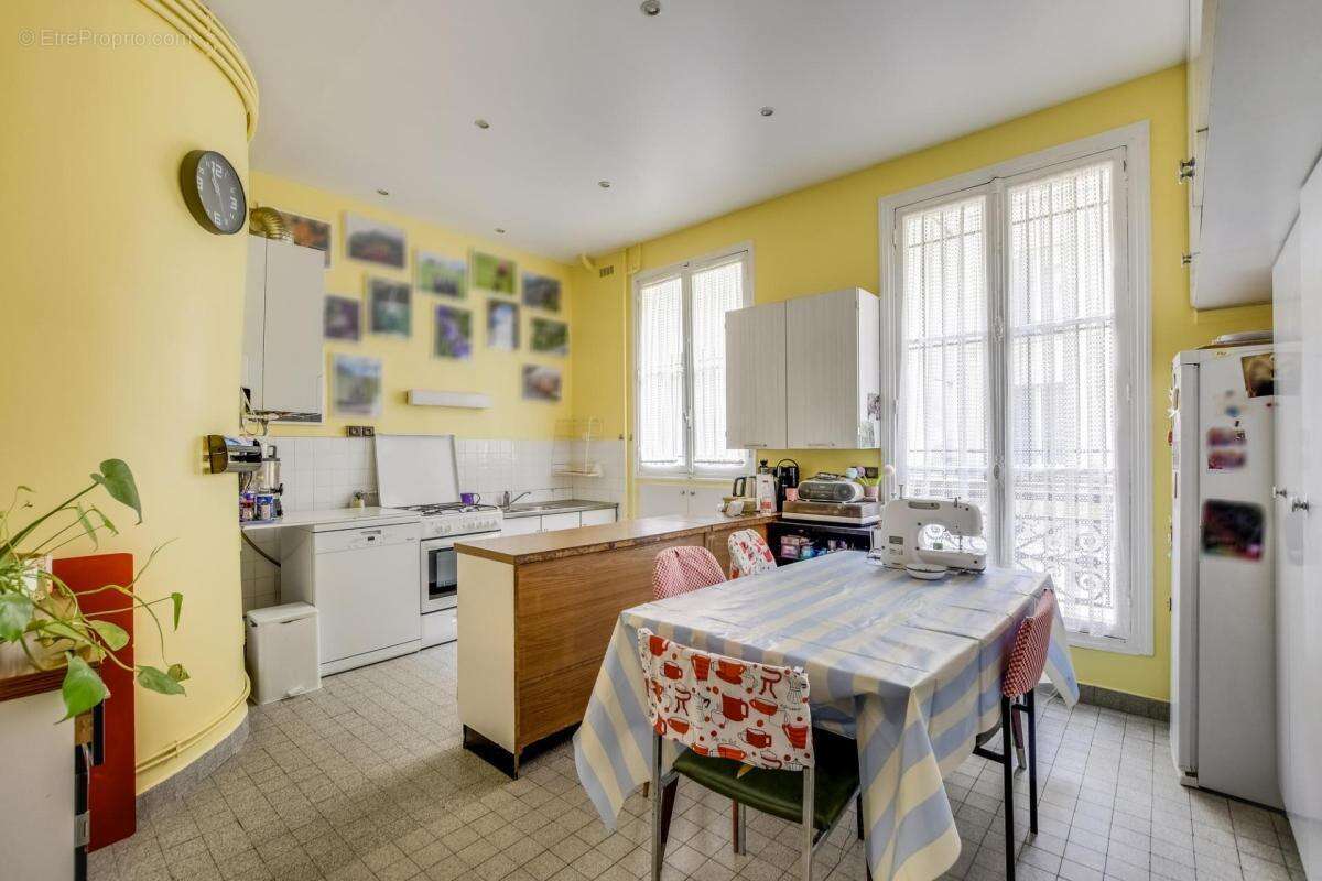 Paris 9eme : richer / faubourg poissonnière / grands boulevards - cinq pieces - 125m2 - 3-4 chambres - exclusivité - photo 10