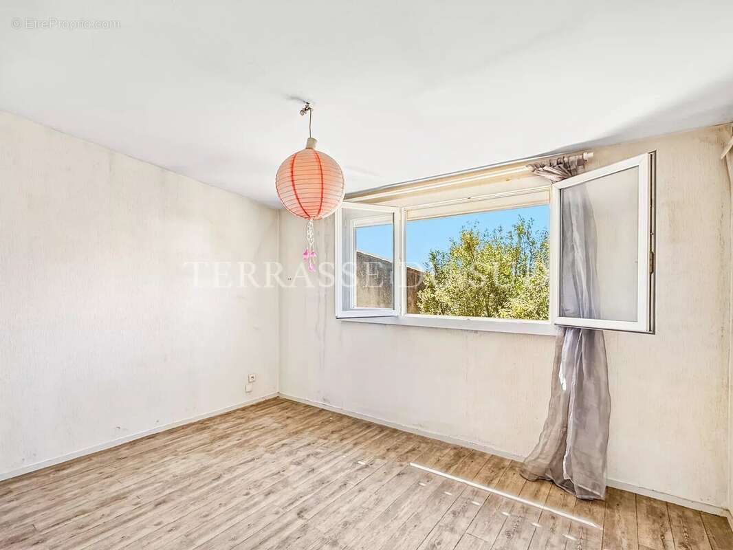Vente Maison en R+1, 5 Pièces avec Terrasse, Jardin et Garage - Quartier Palama - Marseille 13 - photo 20