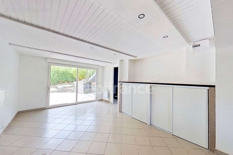 Maison à SAINT-AGATHON