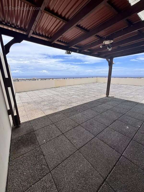 Appartement à SAINT-DENIS