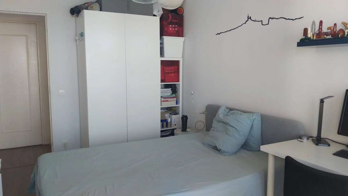 Appartement à MARSEILLE-9E