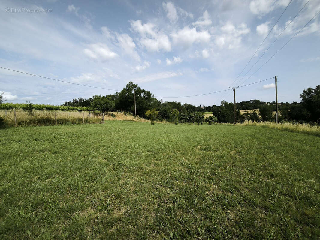 Maison à SAINT-HILAIRE-DE-BRETHMAS