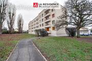 Appartement à LES CLAYES-SOUS-BOIS