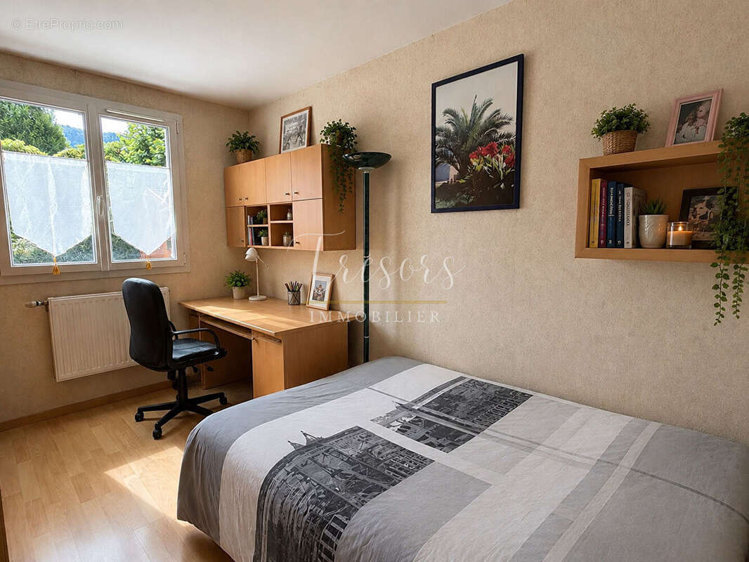 Annecy Vieugy, Appartement en Rez-de-Jardin de 97 m2 - photo 7