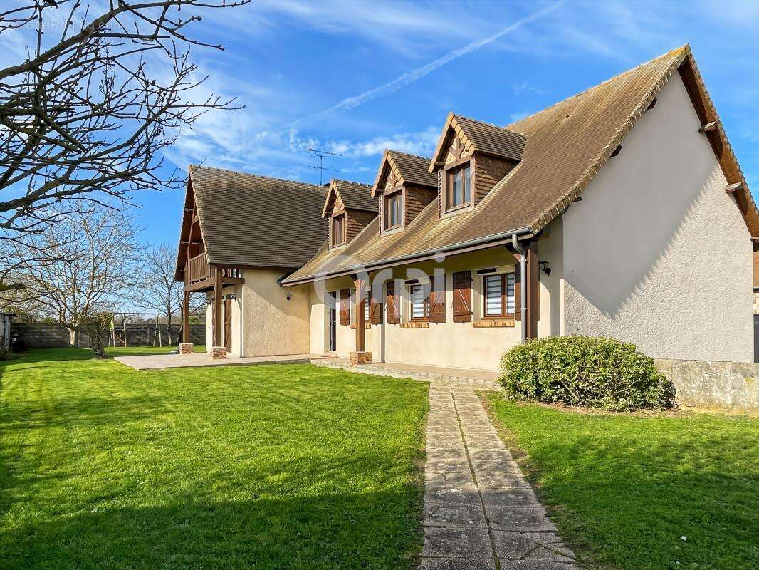 Maison à LE VAL-DAVID