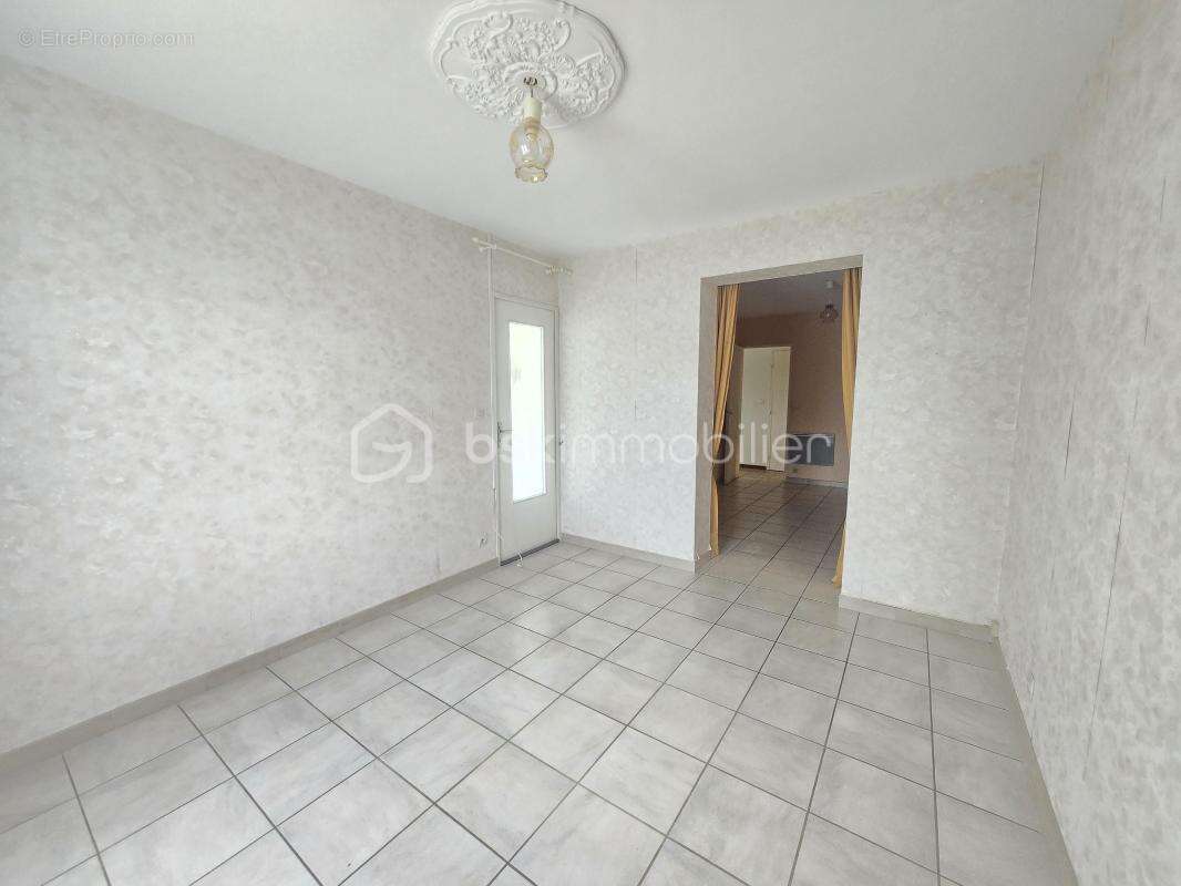 Joli pavillon de plain-pied de 77m² à Sougy sur Loire - photo 14