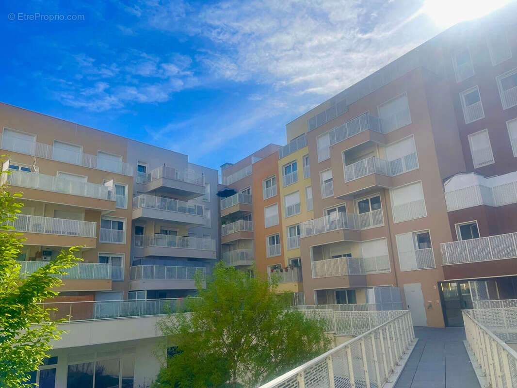 Appartement à IVRY-SUR-SEINE