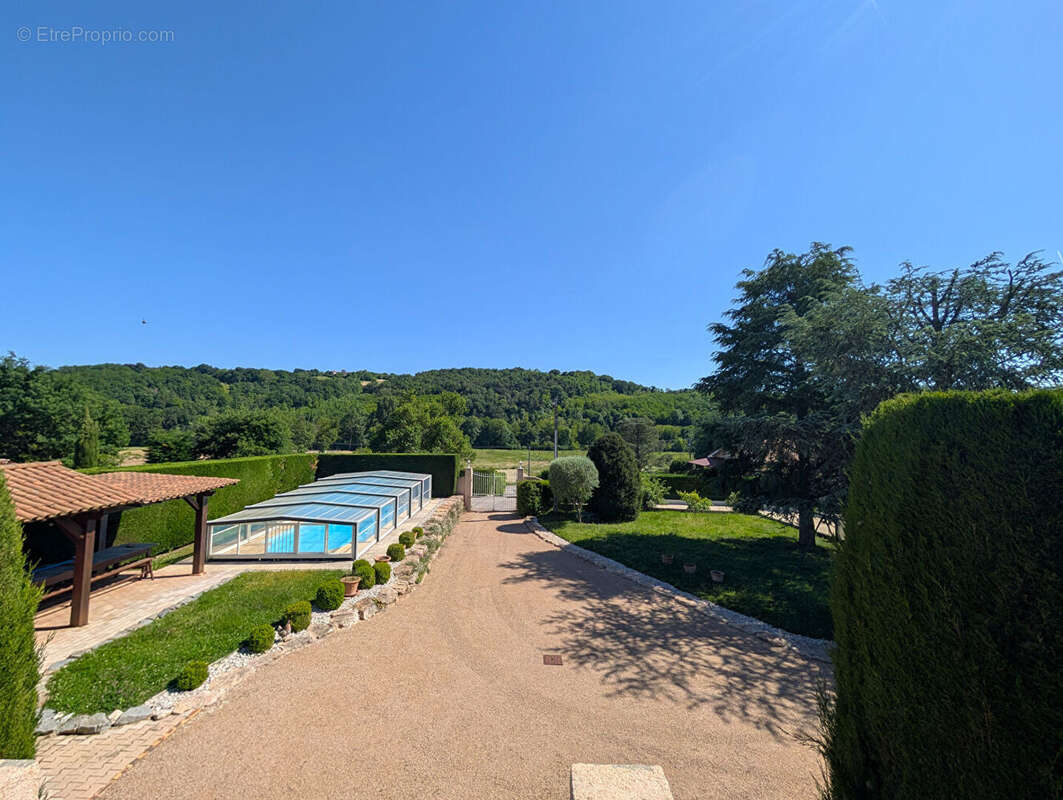 Maison à VILLE-SOUS-ANJOU