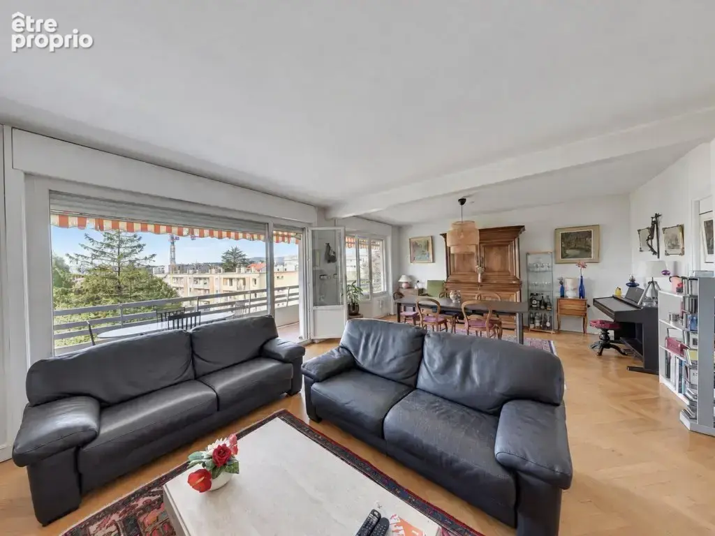 Rue claude baudrand - t6 familial de 137m² - photo 3