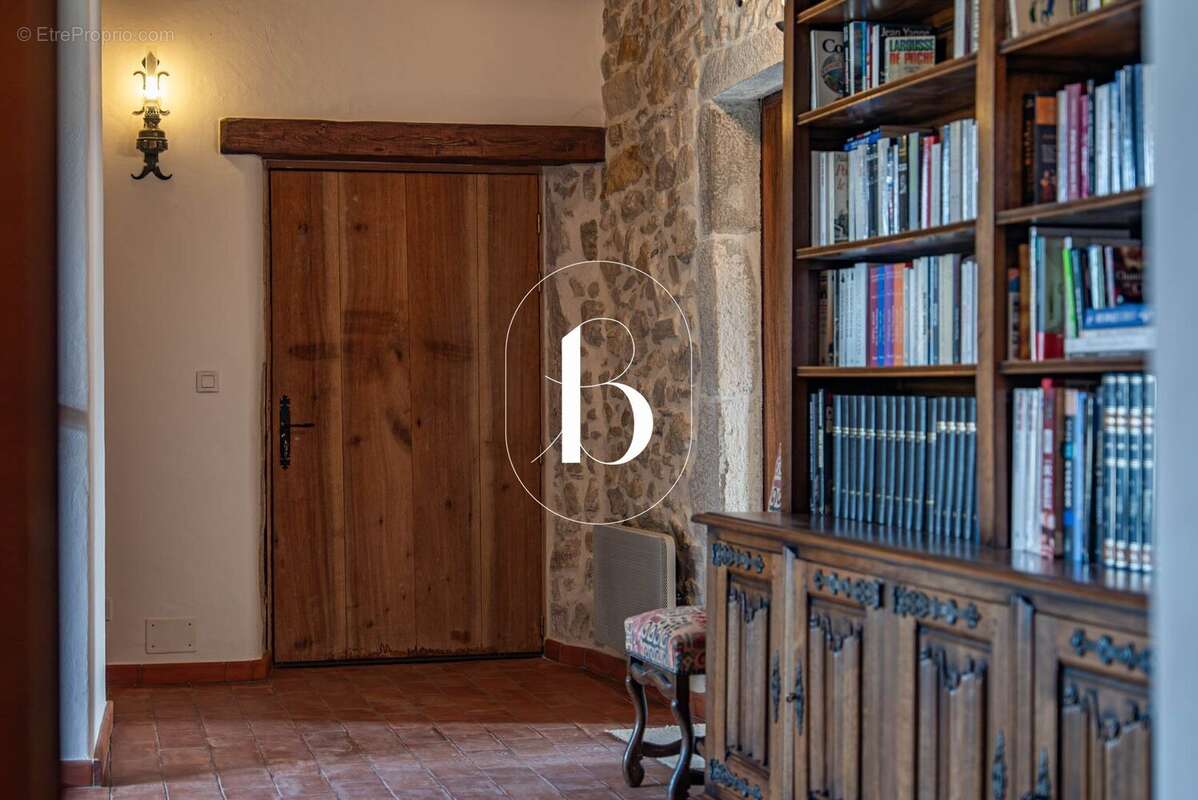 Maison à BARJAC