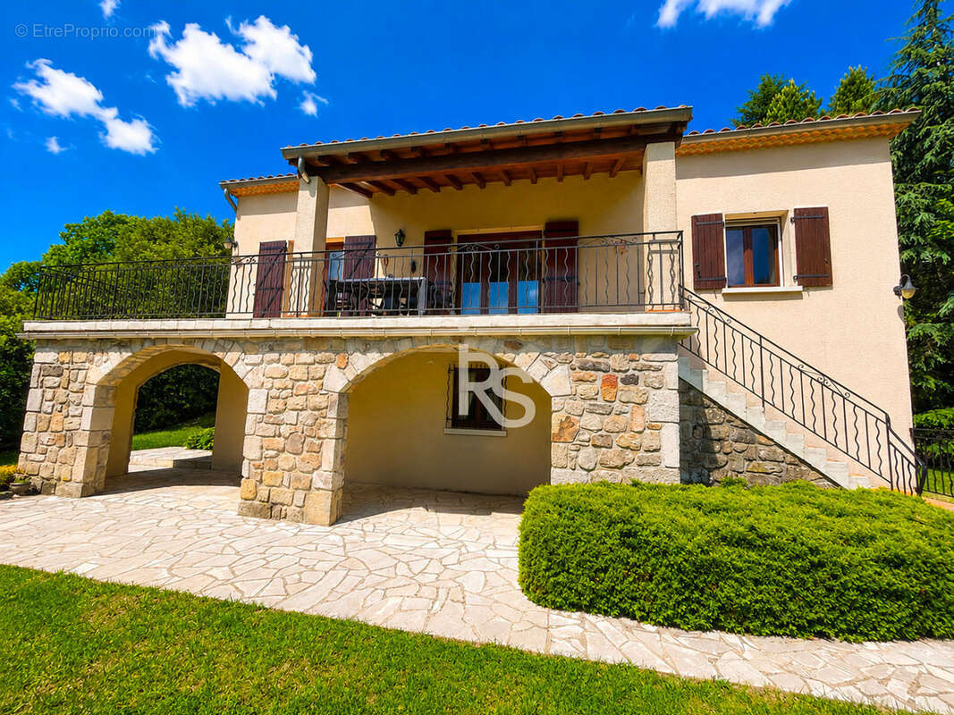 Maison à ROCLES