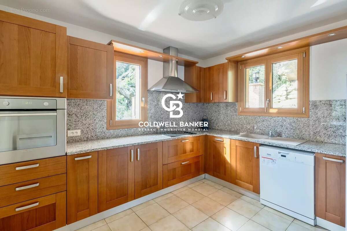 Maison à LE LAVANDOU