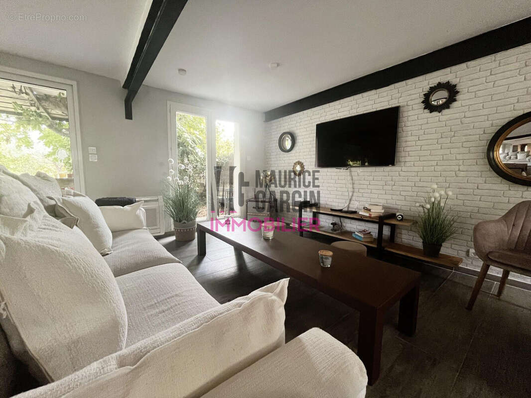 Maison 130 m² à L'isle-Sur-La-Sorgue  - photo 2