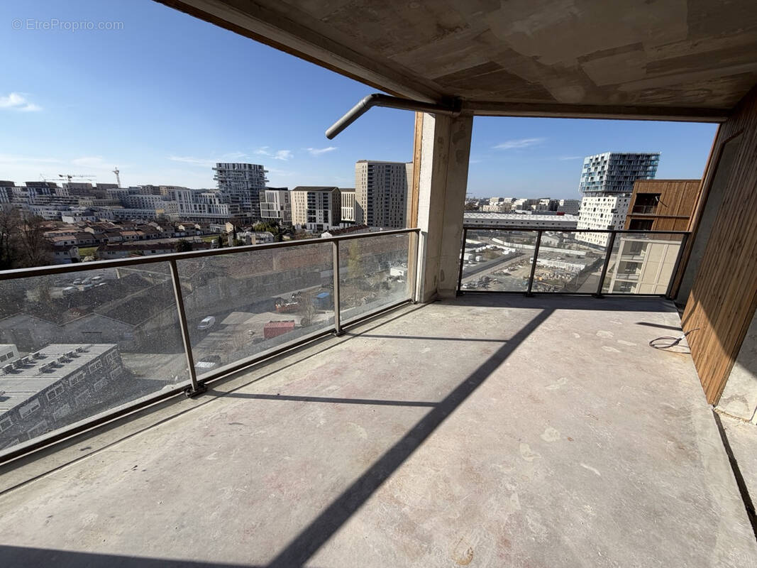 Appartement à BORDEAUX