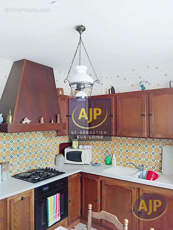 Maison à SAINT-SEBASTIEN-SUR-LOIRE