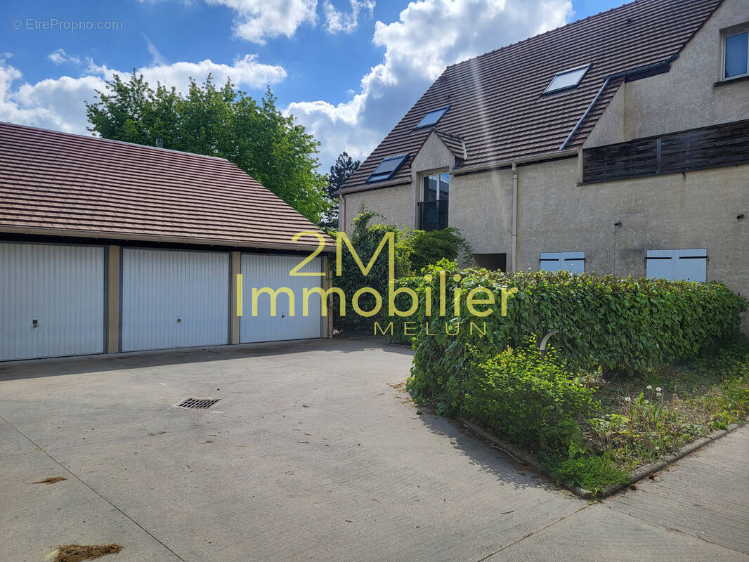Appartement à DAMMARIE-LES-LYS