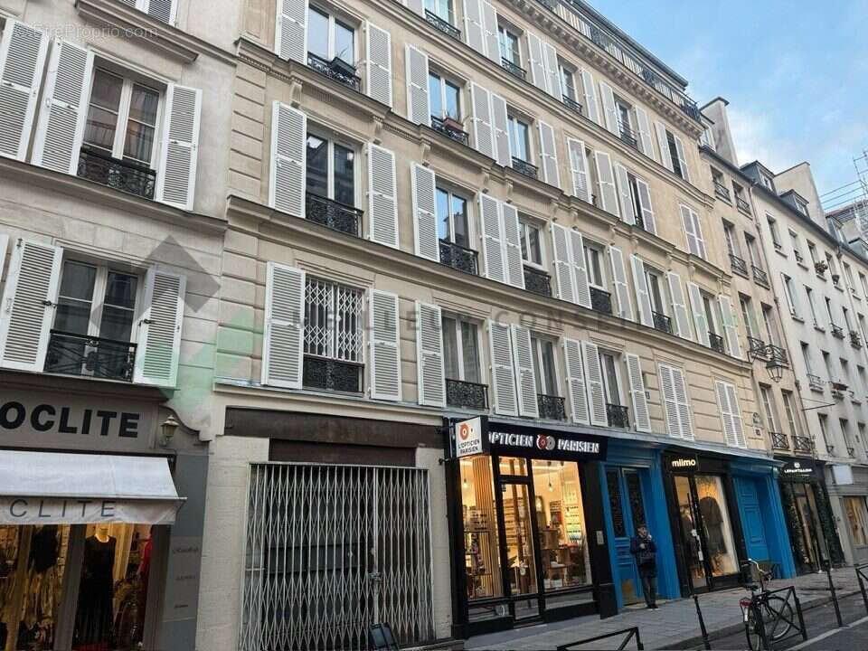 Appartement à PARIS-4E