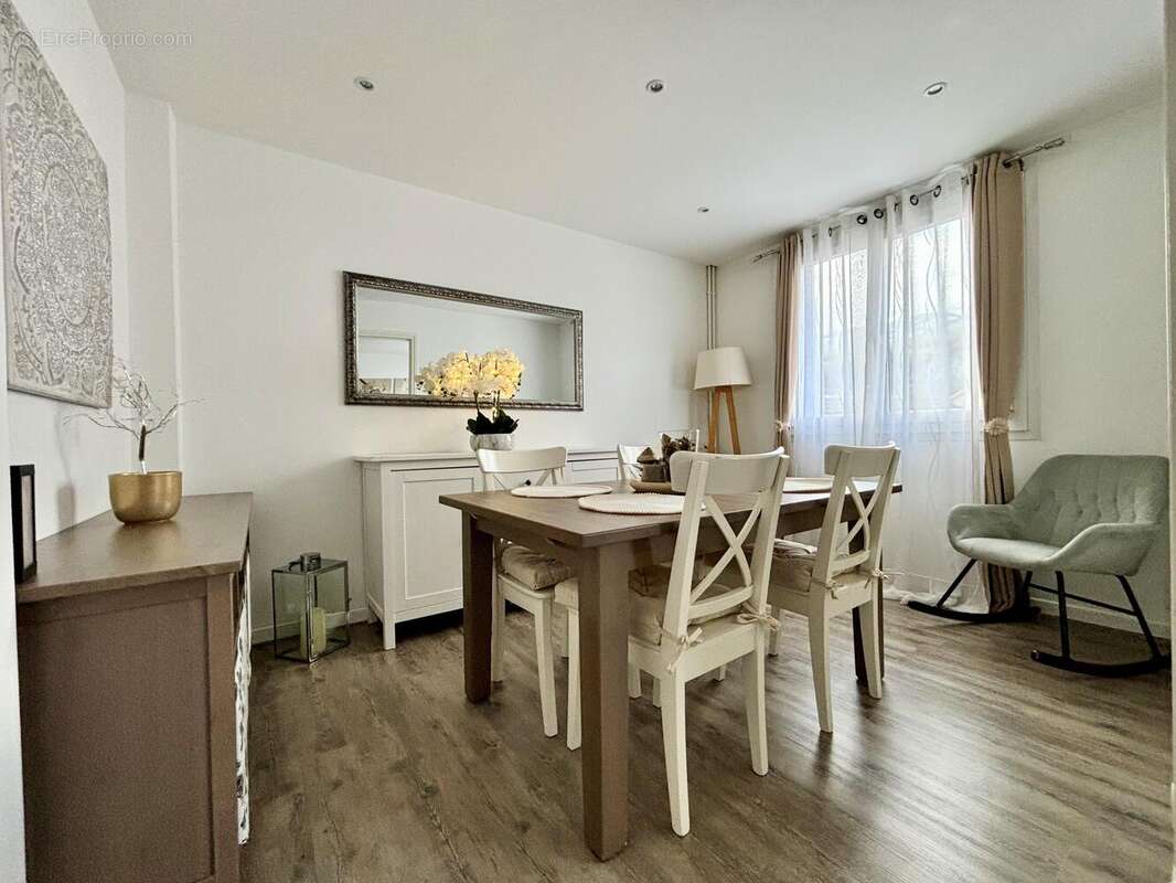 n°10 - Appartement à FONTAINE