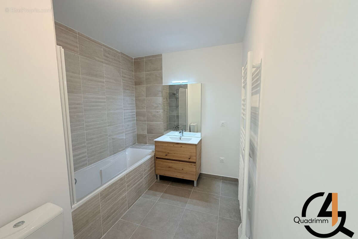 Appartement à CASTELNAU-LE-LEZ