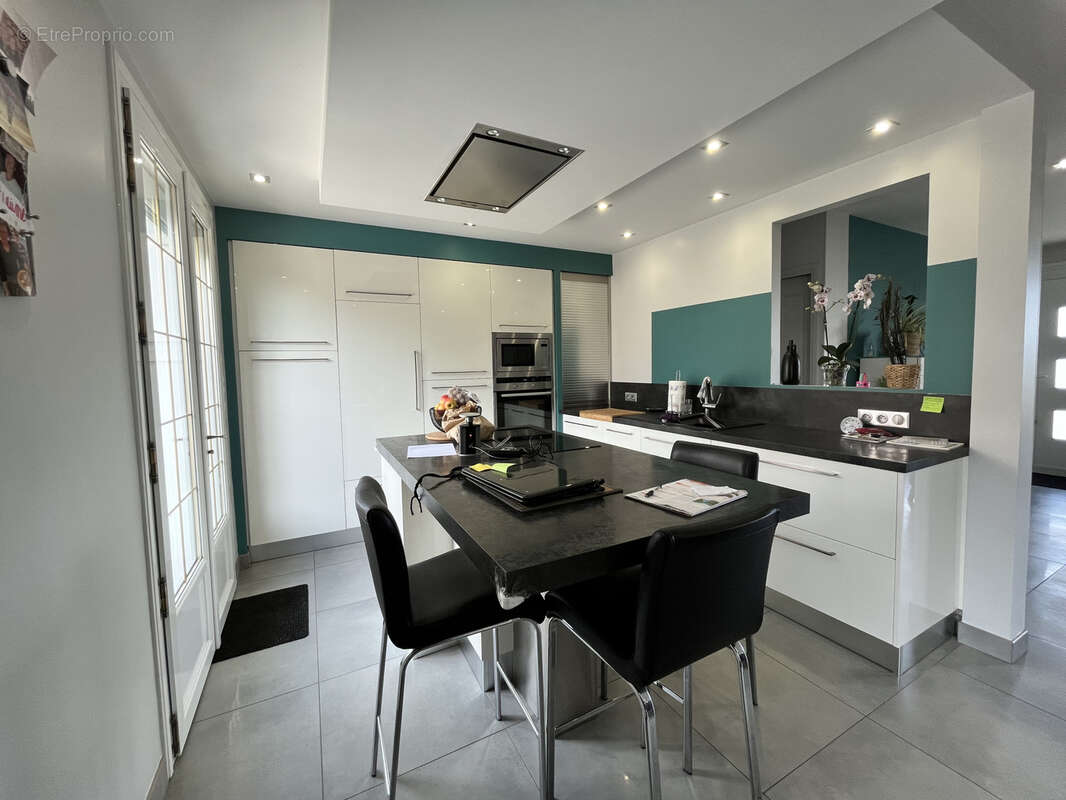 Maison à TREMENTINES