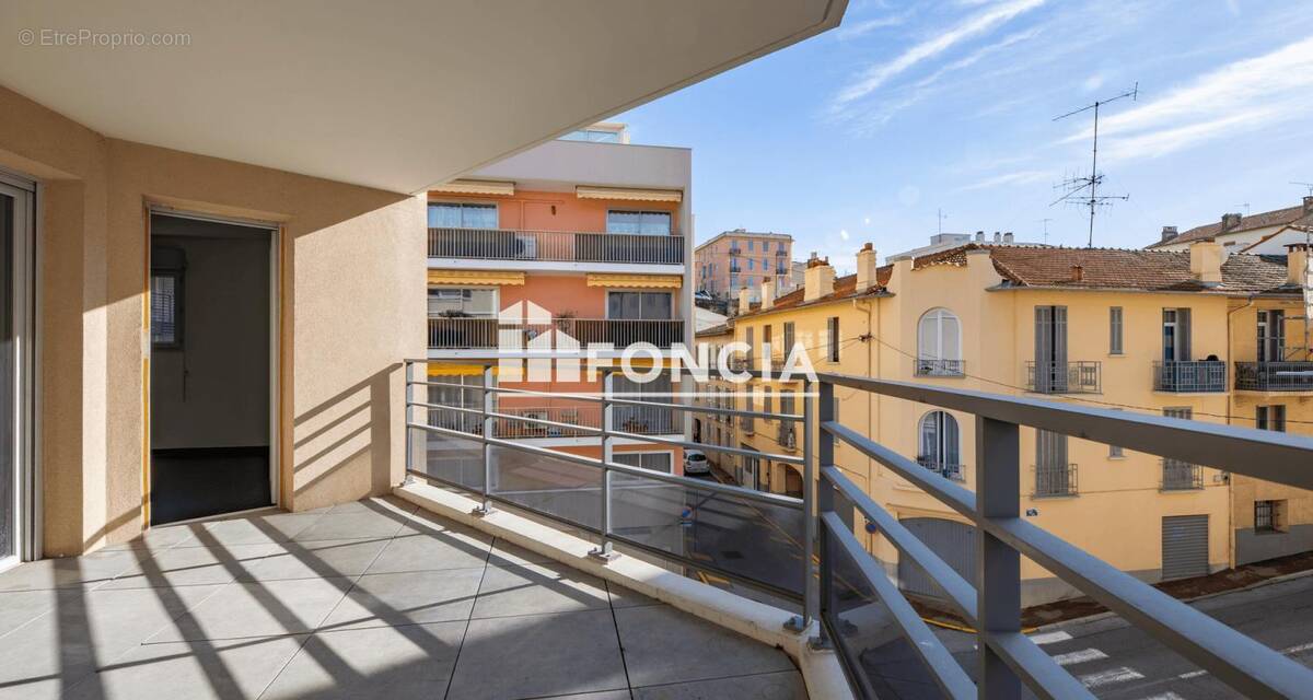 Appartement à SAINT-RAPHAEL