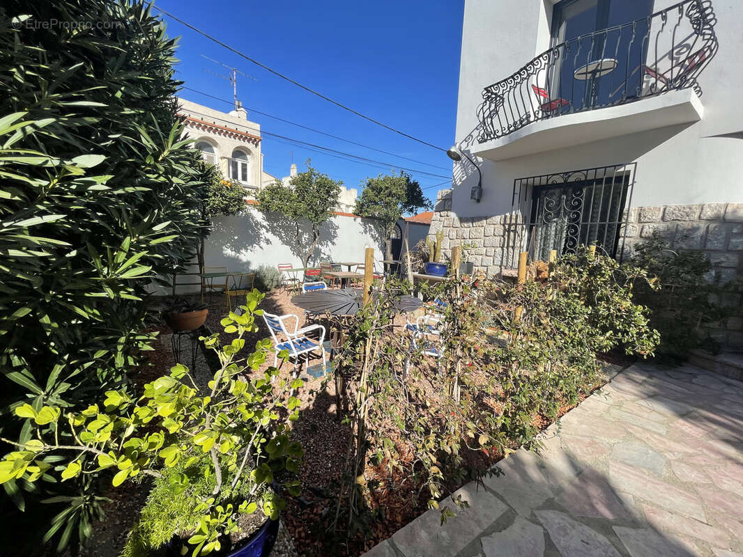 Maison à SAINT-HIPPOLYTE