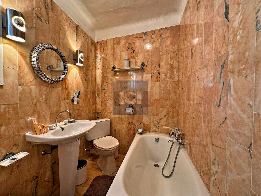 Maison 86 m² à Saint-Tropez  - photo 5