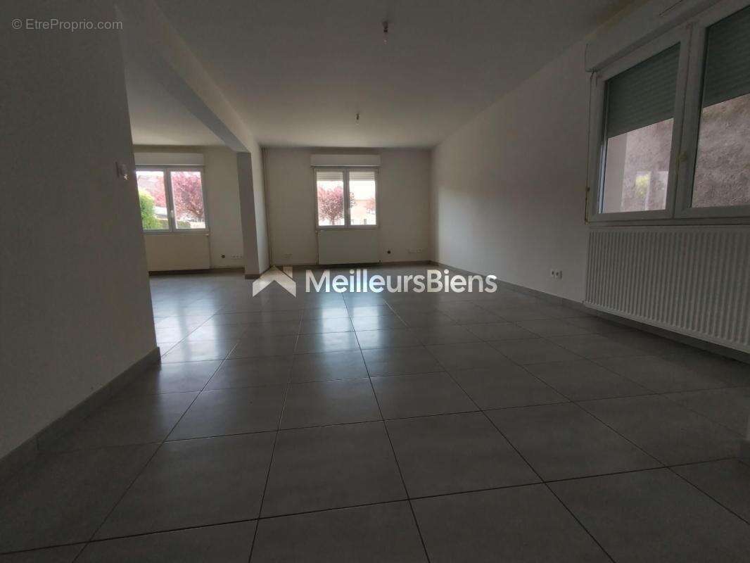 Maison à MONTHUREUX-SUR-SAONE