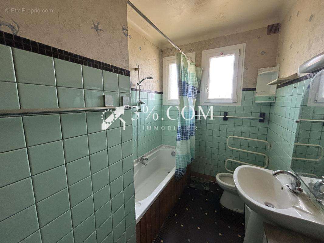Maison centre bourg de 5 pièces de 109m2 sur terrain de 1510 - photo 10