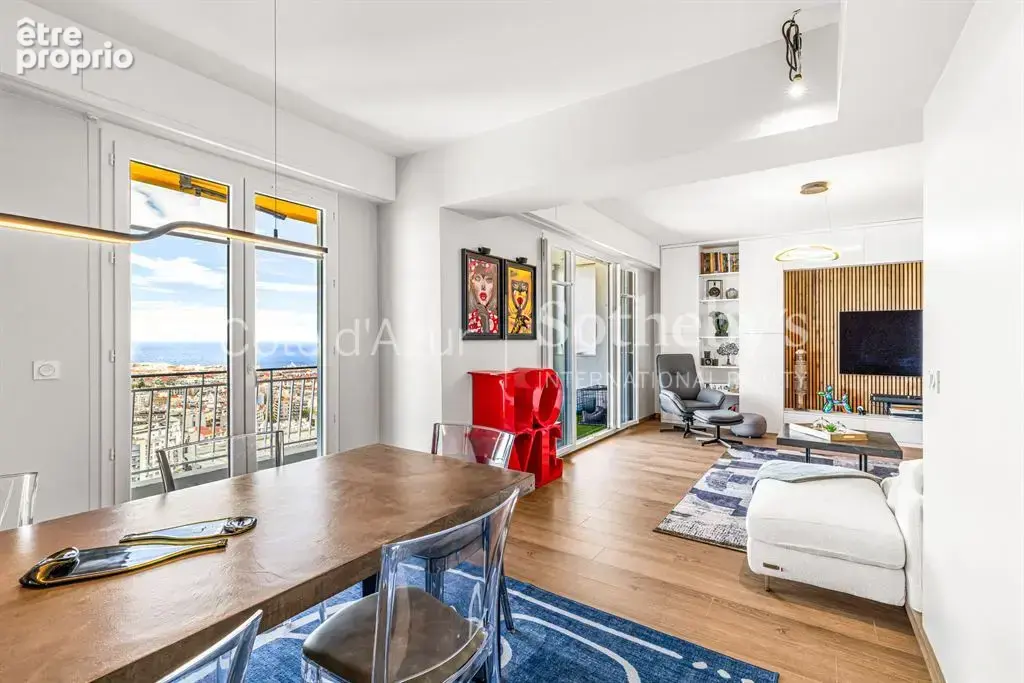Nice, appartement rénové avec deux terrasses et panorama sur la Méditerranée - photo 11