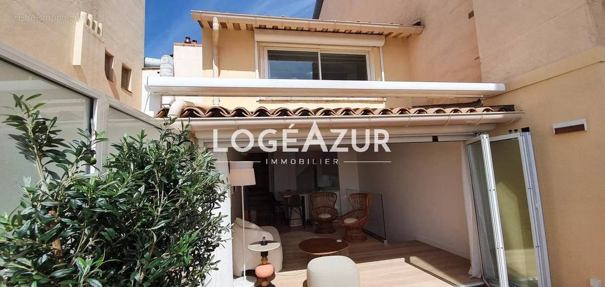 Appartement à CANNES