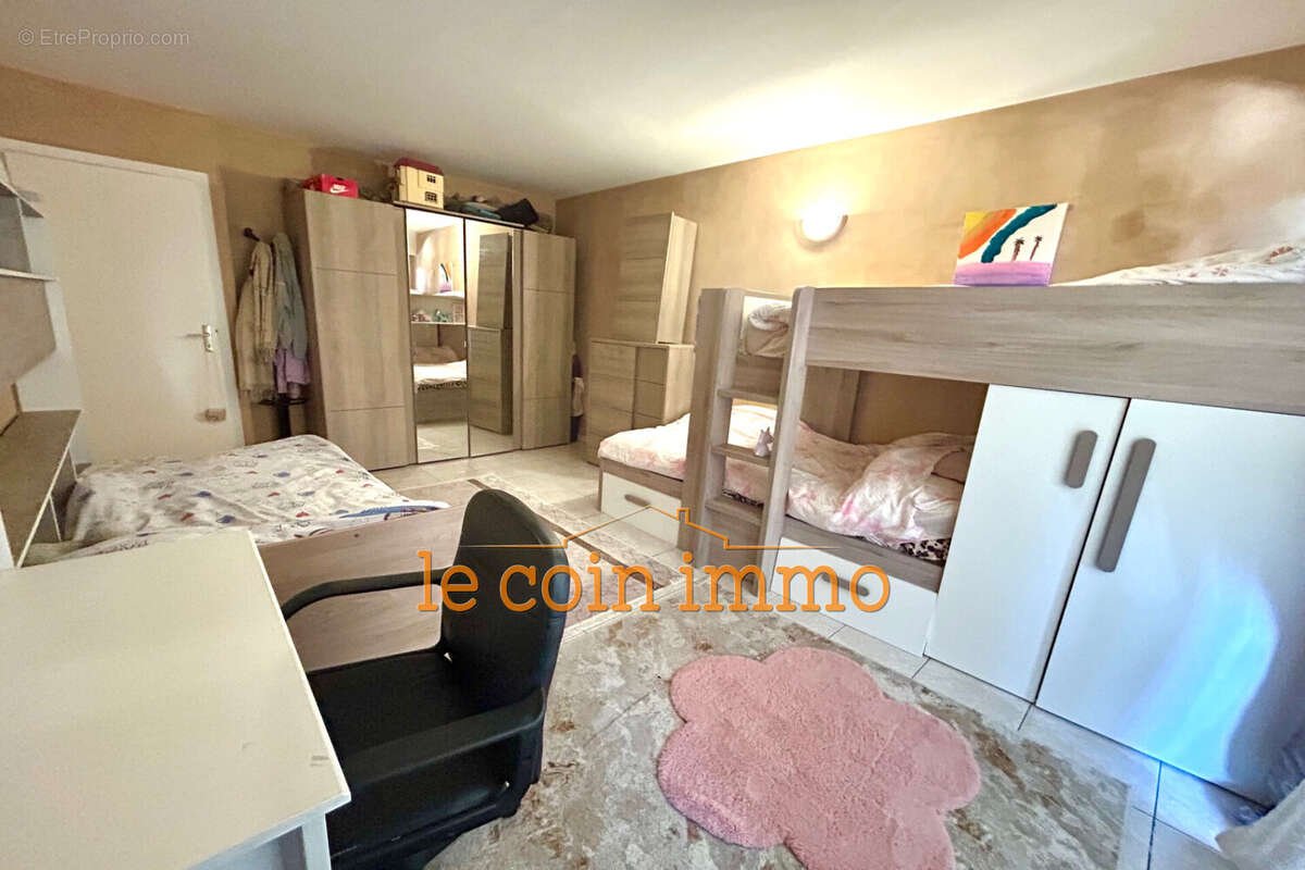 Appartement 78 m² à Antibes  - photo 9