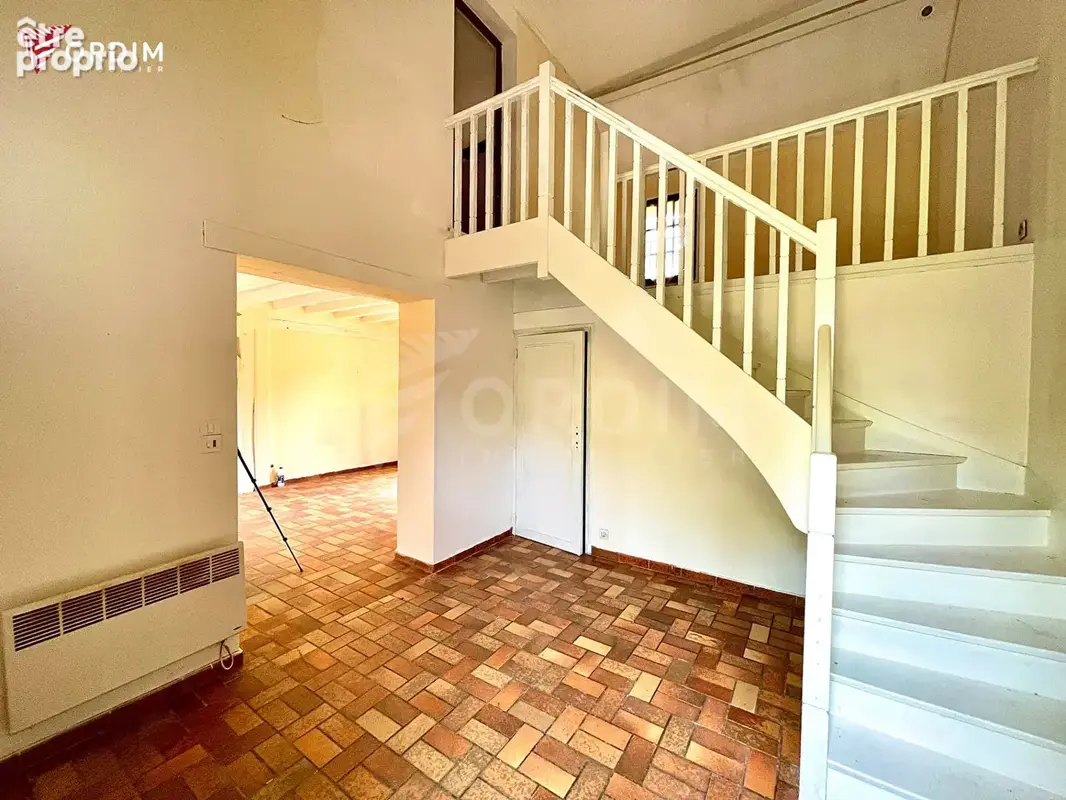 Maison avec jardin et garage à Saint-Privé - photo 3